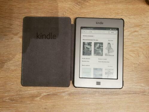 Kindle touch 4GB wifi met hoes, E-reader