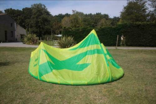 Kite F-one bandit XII (2019) 11m2 (evt. met bar en 8m2)