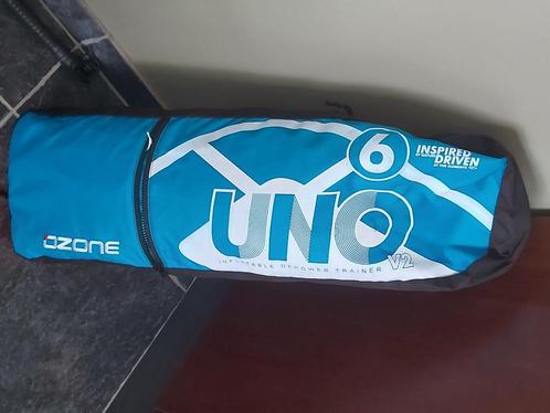 kite Ozone Uno V2 6 mt. Incl. bar, harnas en pomp
