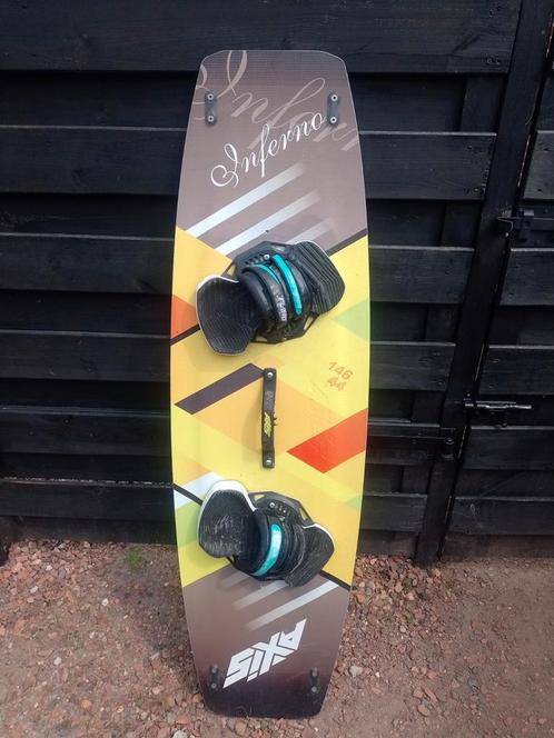 Kiteboard Axis Inferno 146x44