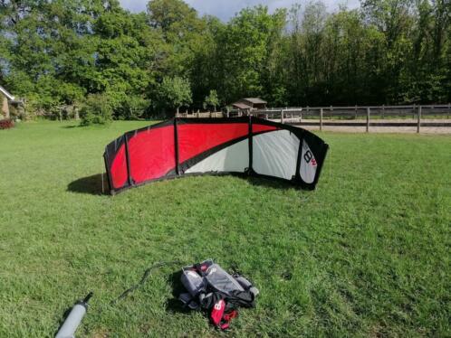 Kites Hadlow ID 2012 8m 10m 12m  bar