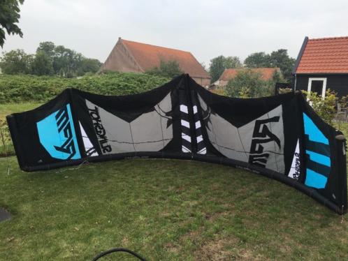 Kitesurf board (F-One Trax HDR) amp RPM 2014 11m2