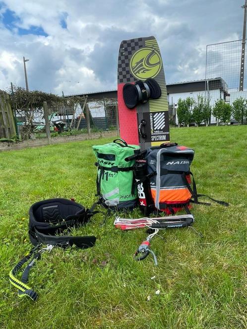 Kitesurf set Nash Pivot 9m amp 11m