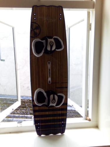 Kitesurfing Board (132 x 40) Brunotti Riptide