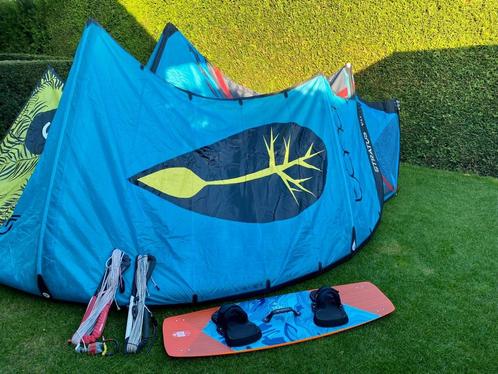 Kitesurfset 9m Tona amp 11 Naish Pivot met Ten Board