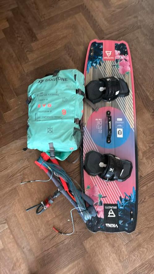 Kitesurfset - Duotone Evo 2024 met bar Brunotti Riptide 136