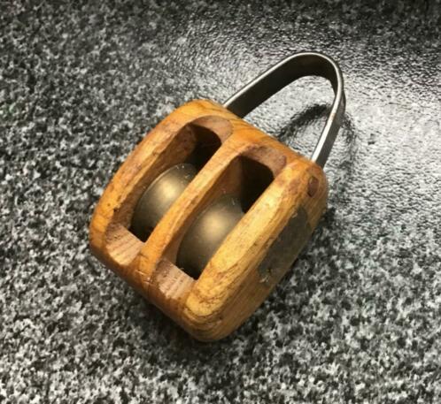 Klassiek houten 2-schijfs blok, max. 8mm lijn, nieuw