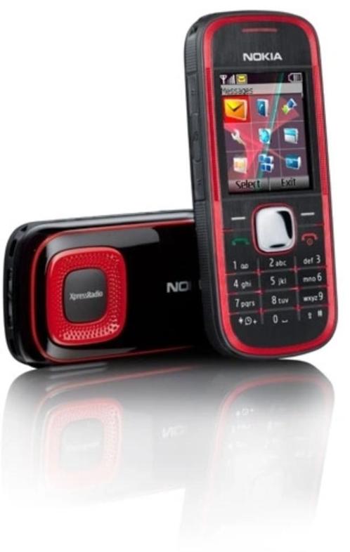 Klassieke GSM Nokia 5030 incl. lader. RoodZwart