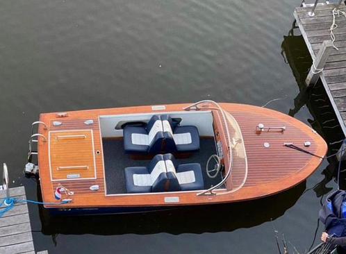 Klassieke speedboot VEGA waterskin met 115pk