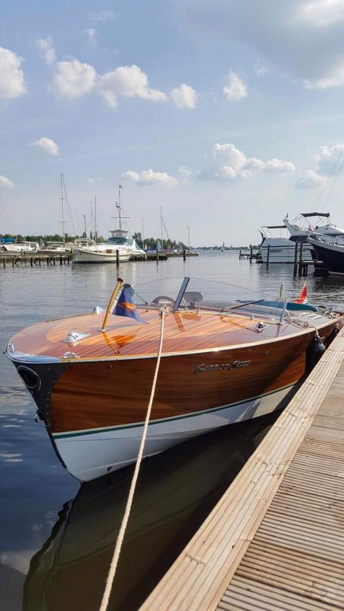 Klassieke speedboot zwitsers merk Infanger 580