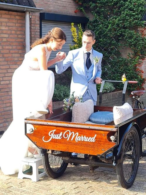 Klassieke vintage retro bakfiets voor bruiloften