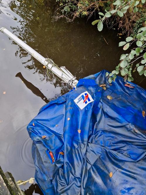 klein zeilbootje, compleet in Amsterdam