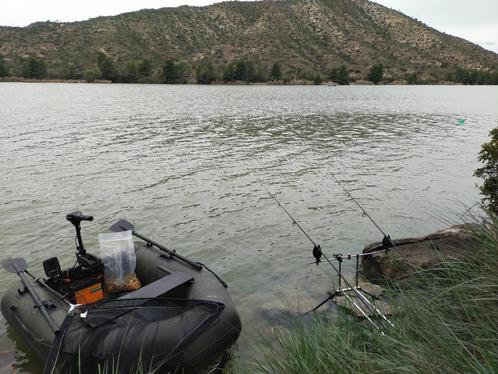 Kleine (lekke) rubberboot proline raptor etc gezocht