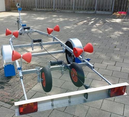 Knott rubberboottrailer eerste eigenaar