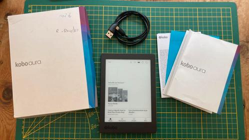 Kobo Aura 2, zgan, met Originele Doos amp USB-kabel