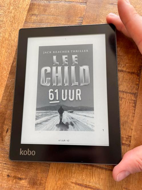 Kobo Aura e-reader met hoesje, kabel en verlichting