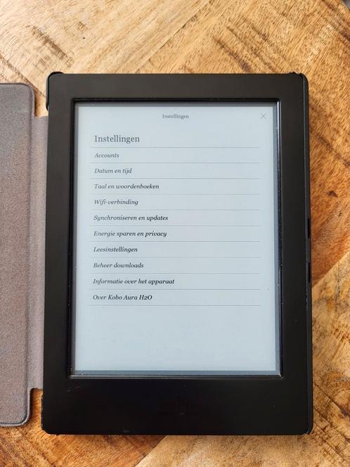 Kobo aura H20