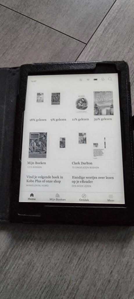 Kobo Aura One