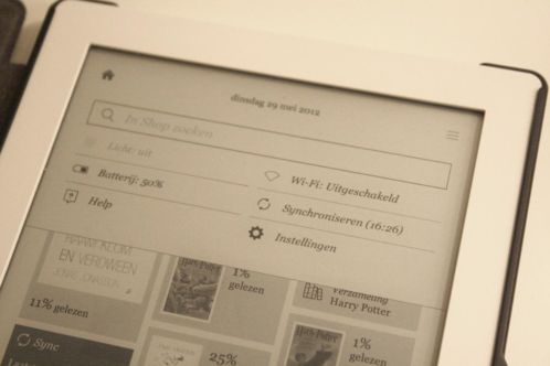 Kobo Auro HD wit incl originele sleepcover, nieuwstaat