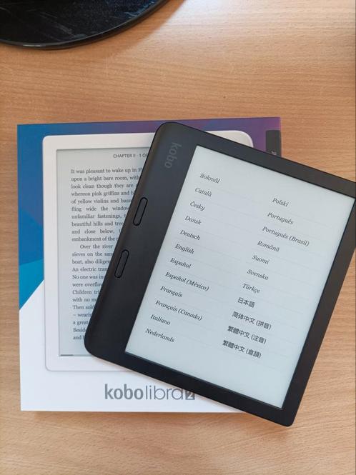 Kobo Libra 2 met doos en hoes