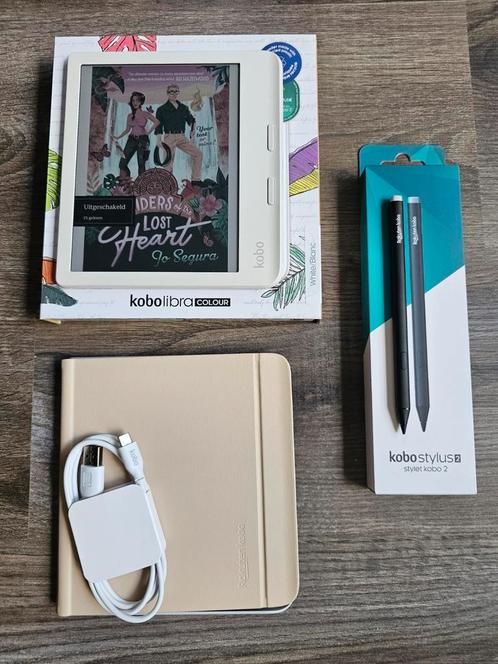 kobo libra colour met stylus en sleepcover