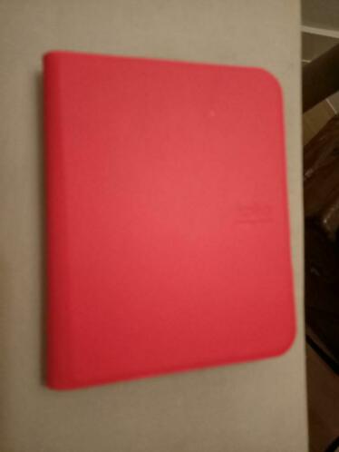 Kobo Mini e-reader met rode hoes