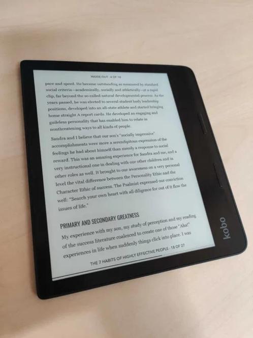 Kobo Sage, 8 inch 32 GB eBook reader