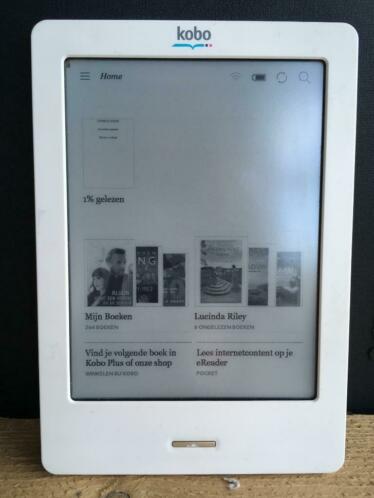 Kobo Touch ereader Type N905 met veel boeken erop