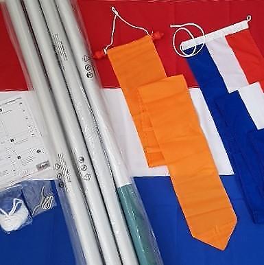 Koningsdag Vlaggenmast 6 meter actie set met vlag en wimpels