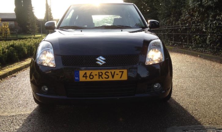 Koopje Suzuki Swift 1.3 Comfort 2008 Zwart 93.000KM AIRCO