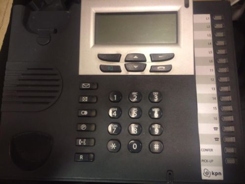 KPN centrale met 5 telefoons