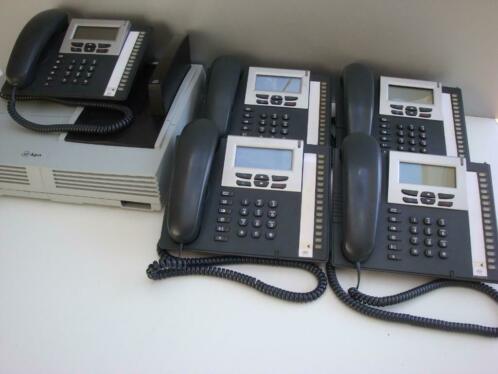 KPN Davo 2 centrale met 5x D285 systeemtoestellen 