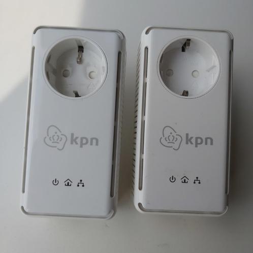 KPNZiggo stroomnet netwerkadaptor en Audioquest netwerkkabe