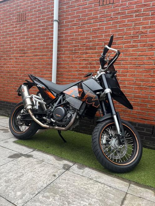 KTM 690 Supermoto A2 (Tot 1408--gt 4400,-)