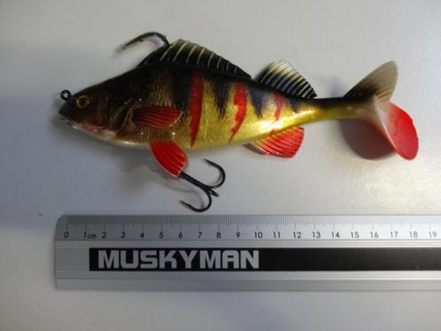 Kunstaas Fox Rage Realistic Replicant Perch 18 cm