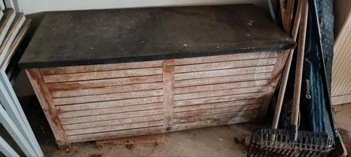 Kussenbox hout met metalen deksel