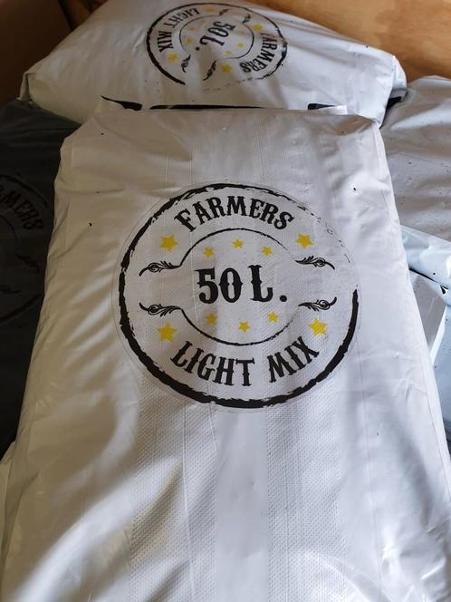 Kweekspullen , LIGHTMIX  AARDE ,50 L  5- . ALS BESTE GETEST