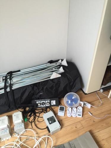 Kweektent zeer compleet 