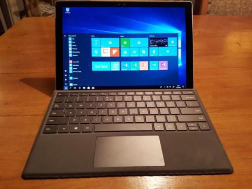 Labtop  tablet Microsorft Surface pro 4 i7 8GB met garantie