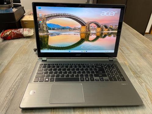 Laptop Acer Aspire V7-Intel Core i7-256 SSD