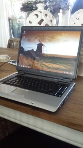 Laptop in zeer goede staat zgan Windows 7