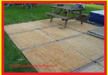 Lariks Steenschotten  hout  terras  vlonder  planken