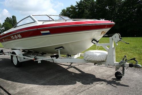 LARSON speedboot 150 Pk mercruiser