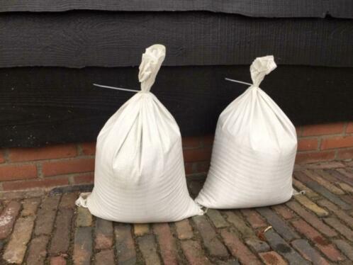 LAVAMEEL - GESTEENTEMEEL 20 KG   15,-