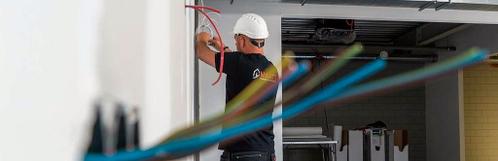 Leerling monteur beveiligingsinstallaties