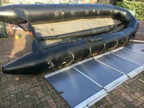 Leger boten te koop grote rubberboten te koop commando boot