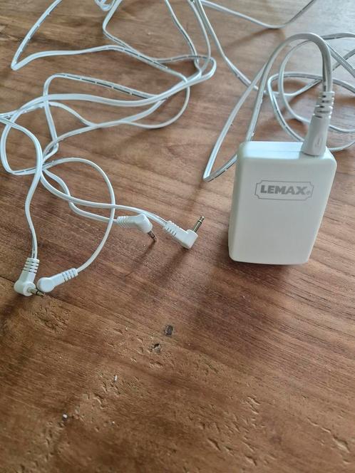 LEMAX adapter met 4 output