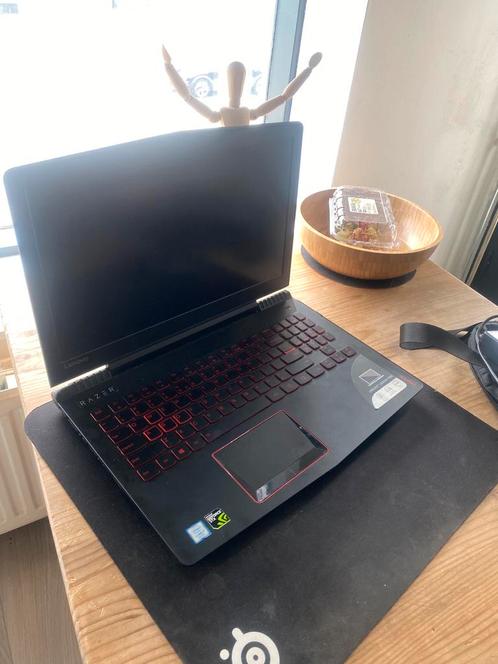 Lenovo Legion Y520-15IKBN Gaming laptop