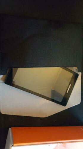 Lenovo tablet 2 A7 - Inclusief hoes en doos