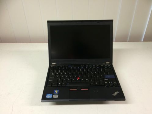 Lenovo X220 - Core i5 2,5Ghz, 8GB RAM, SSD 300GB